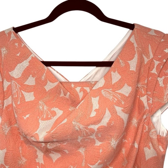 Adrianna Papell Peach Stretch Metallic Jacquard Hibiscus Plus Dress Women’s 14 - Picture 5 of 11